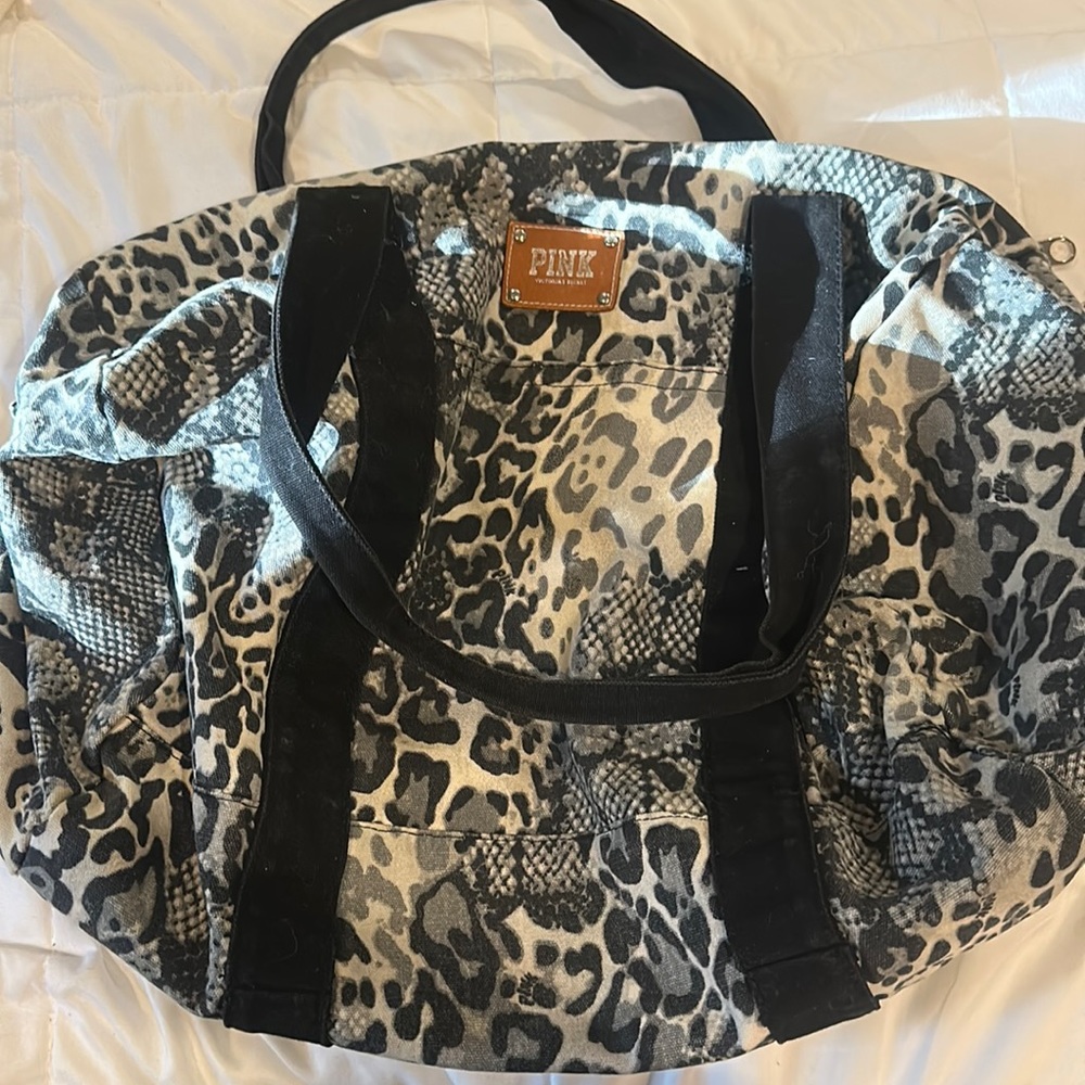 victoria secret overnight duffle